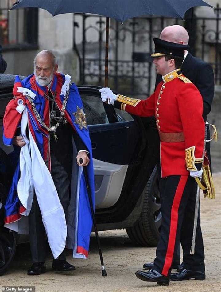 Why is it called Order of the Garter?